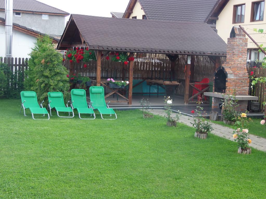 Pensiunea Dara Rîşnov Luaran gambar